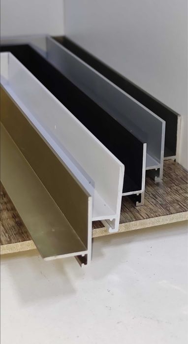 Микроплинтус L , классик , разные