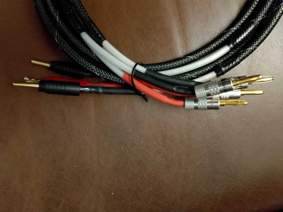 Кабел за високоговорители QED Signature Revelation