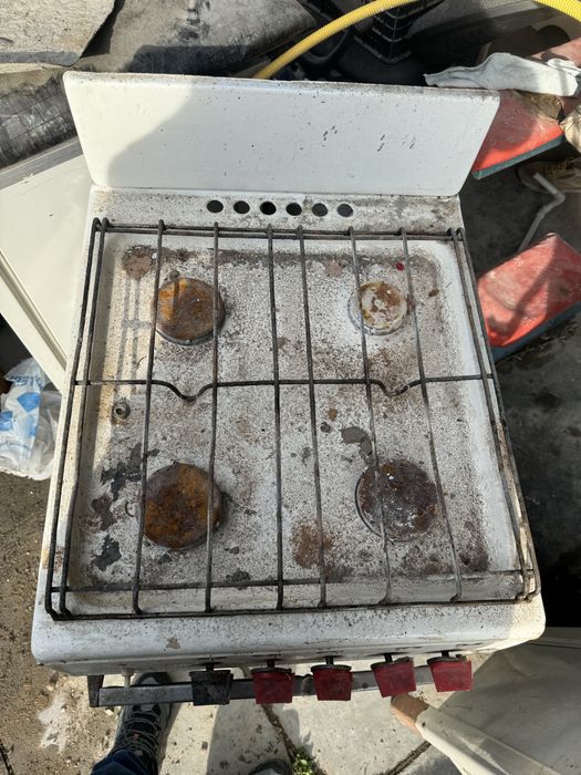 Продается газ плита