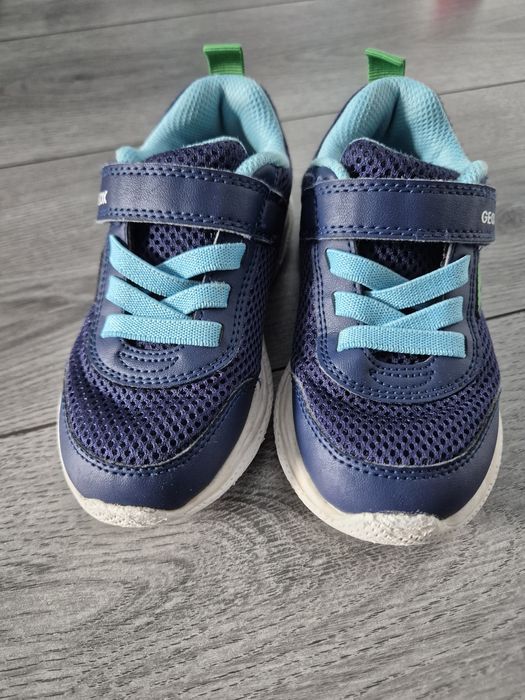 Adidasi Geox  27