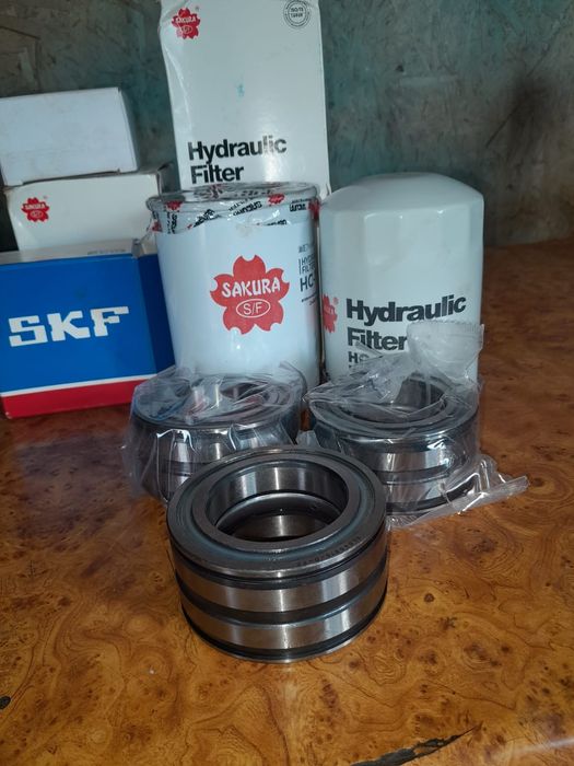 Продам опорный подшипник на КМУ.