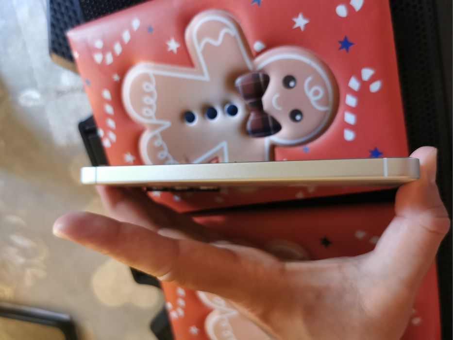 Samsung Galaxy S24, 256 GB, 8 RAM безупречен