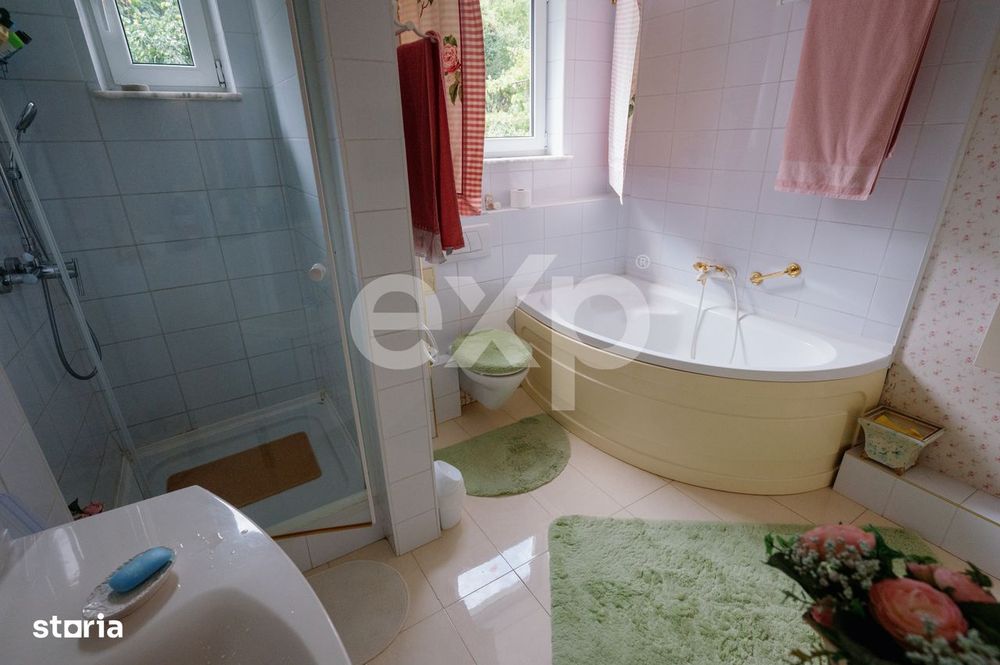 Apartament 4 camere in casa tip elvetian, cu teren propriu, garaj si g