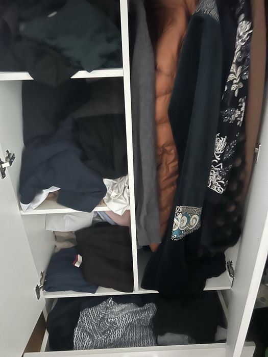 Шкаф с полами. Для вещей