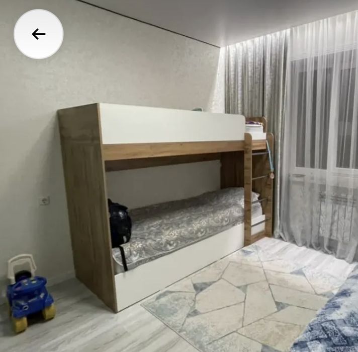 Двухъярусная кровать