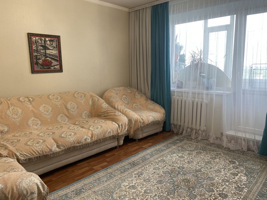 Продам диван угловой