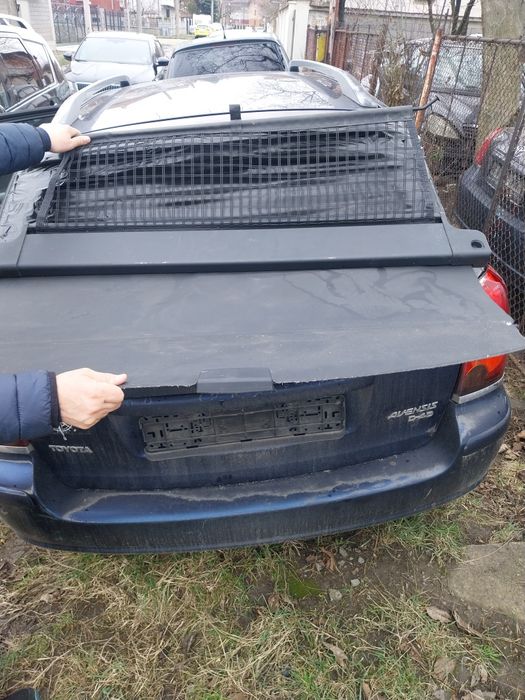 На части Тойота Авенсис T25 / Toyota Avensis T25 2.0 D4D 116k.c 2006г.