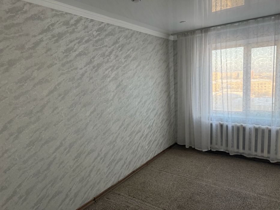 Продам квартиру 4-х комн.