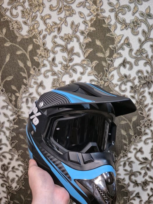 Продам Эндуро-Шлем