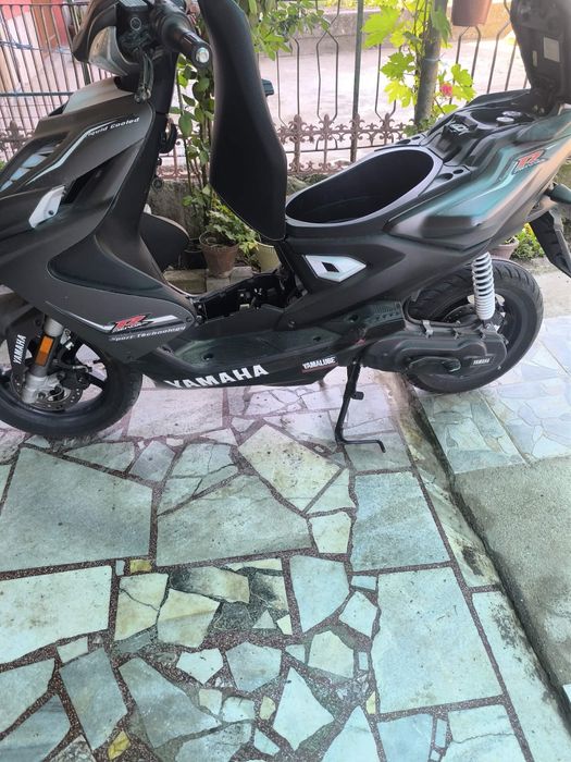 Продавам Yamaha Aerox 2015 2T.