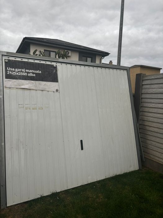 Ușa garaj basculantă