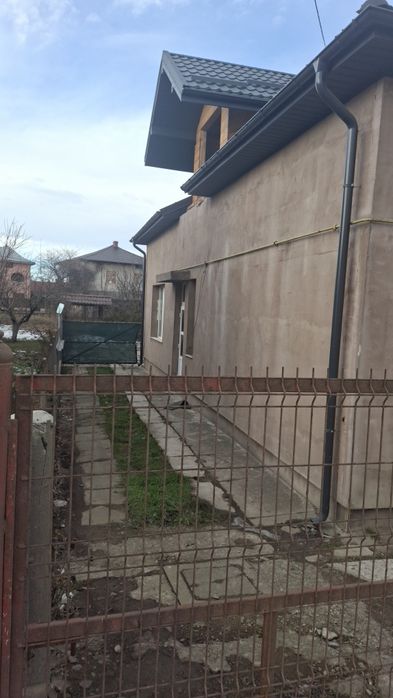 Casa de vanzare itcani