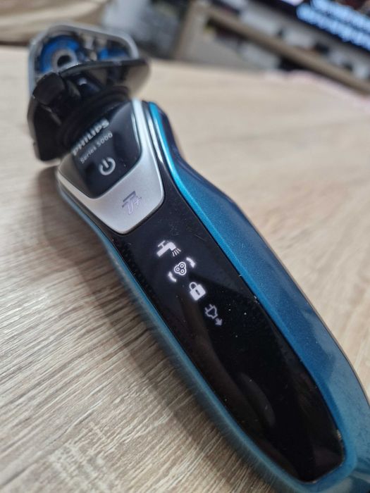 Philips Shaver series 5000/ S5550/Aparat bărbierit electric umed/uscat