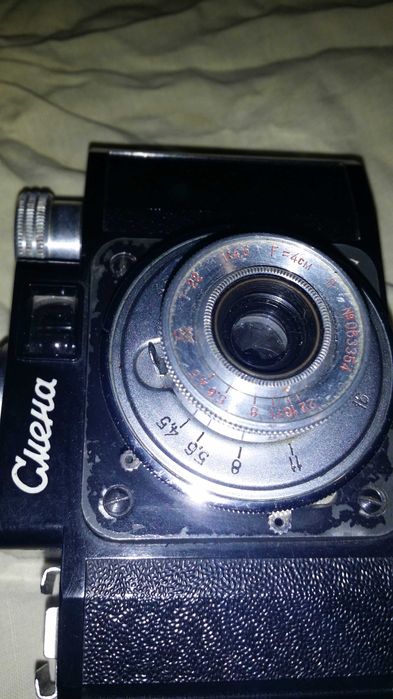 Продавам фотоапарат СМЯНА2 и светломер