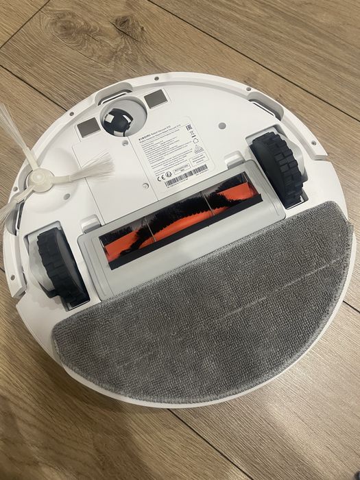 Продам робот-пылесос Xiaomi Robot Vacuum E10