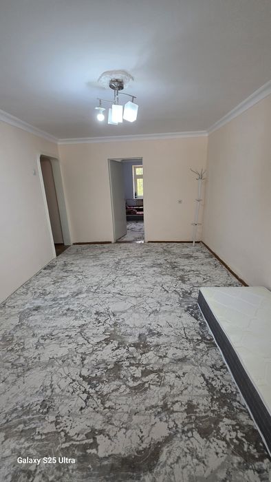 Аренда метро беруни 2.хонали  1.этаж берилади расмдаги уй