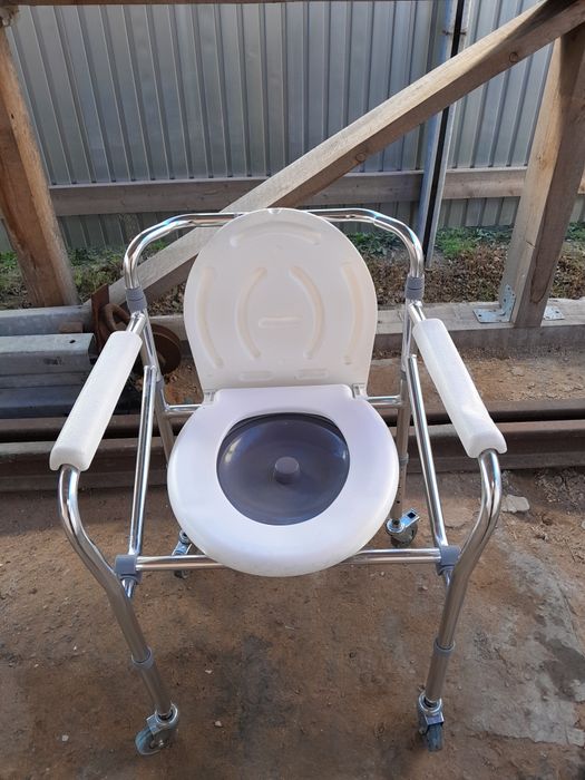 Продам стул туалет