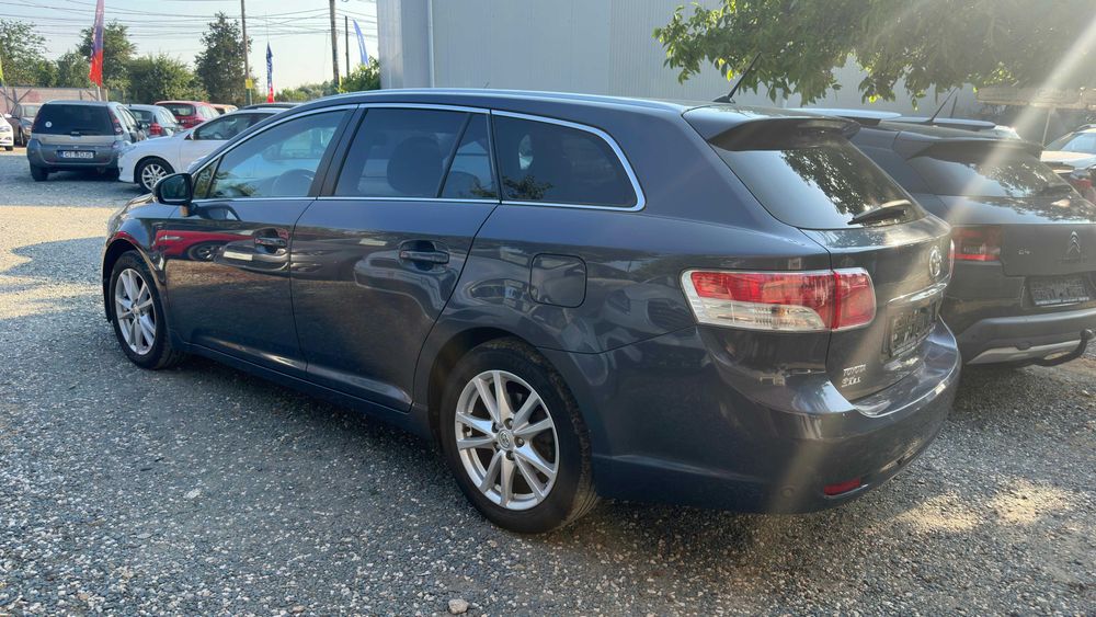 TOYOTA Avensis 2010 — imagine 2