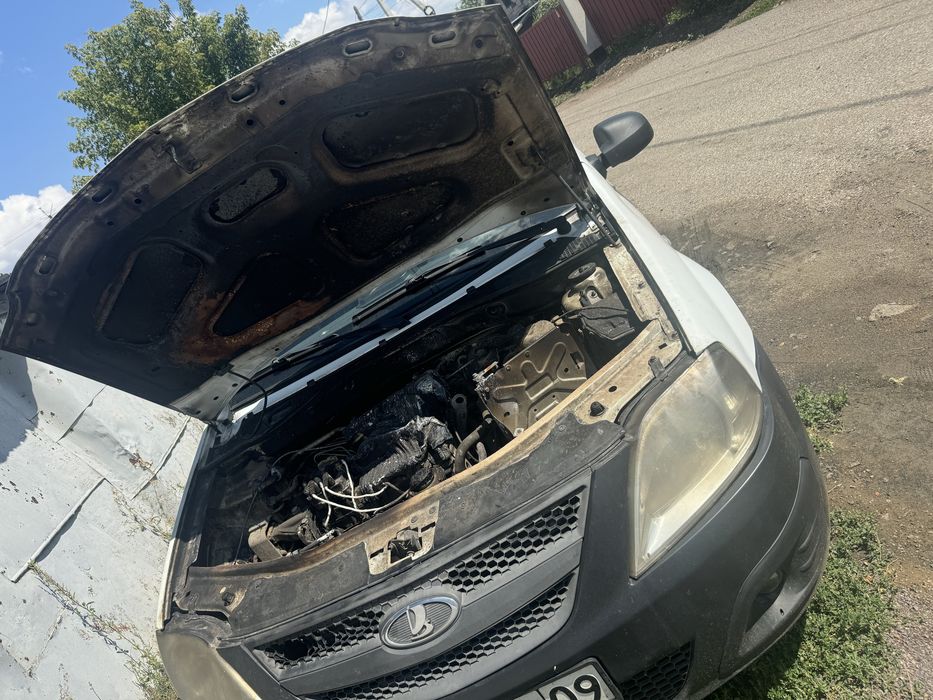 Продам Ладу Ларгус по запчестям