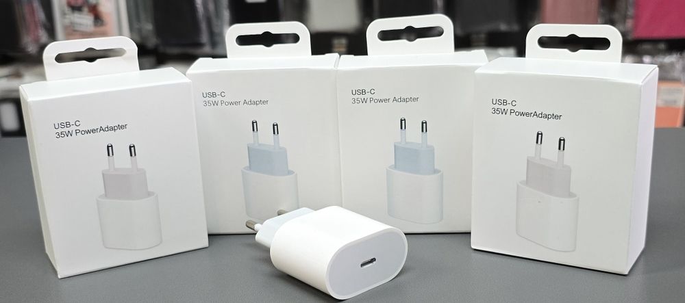 Зарядно за iPhone 16 Pro Max Бързо зареждане 35W  с Type C изход