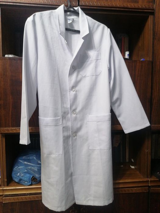 Медецинский белый халат новый