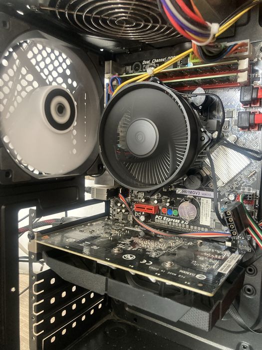 Системный блок i5 /gt 1030/16gb