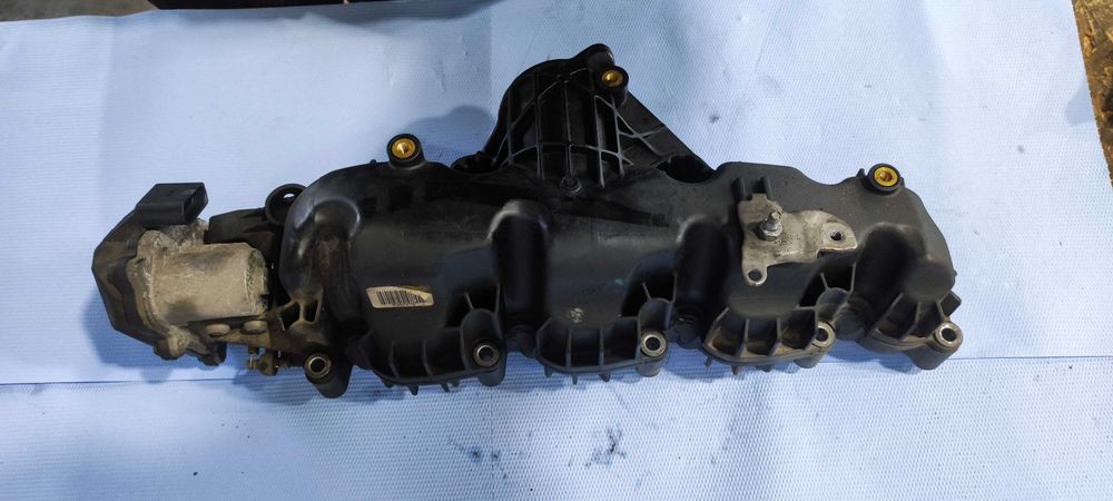 Galerie admisie cu clapeta volkswagen vw tiguan 2.0 tdi CBAB 03L129086