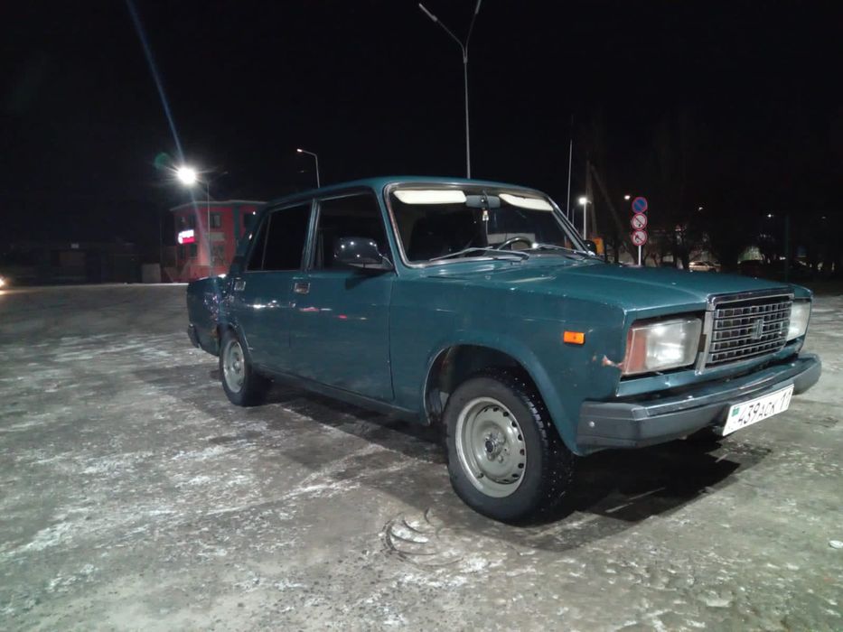 Машина сатылады бағасы 900к