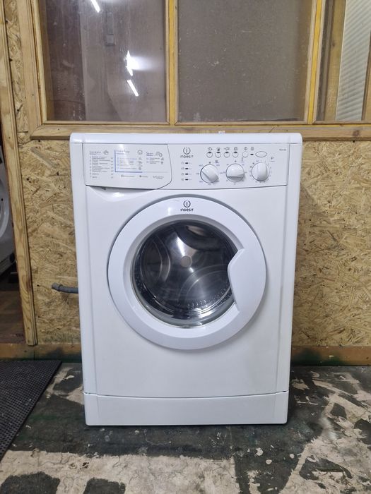 Стиральная машина индизит 4кг