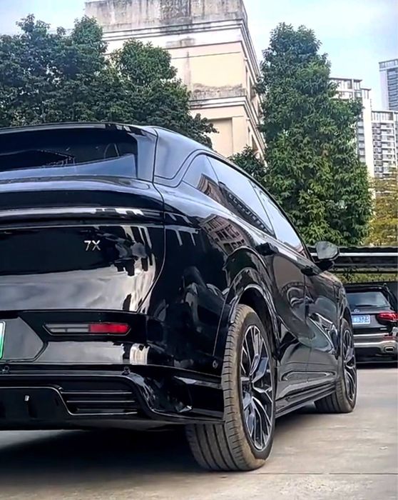 Zeekr 7x body kid (Obves)