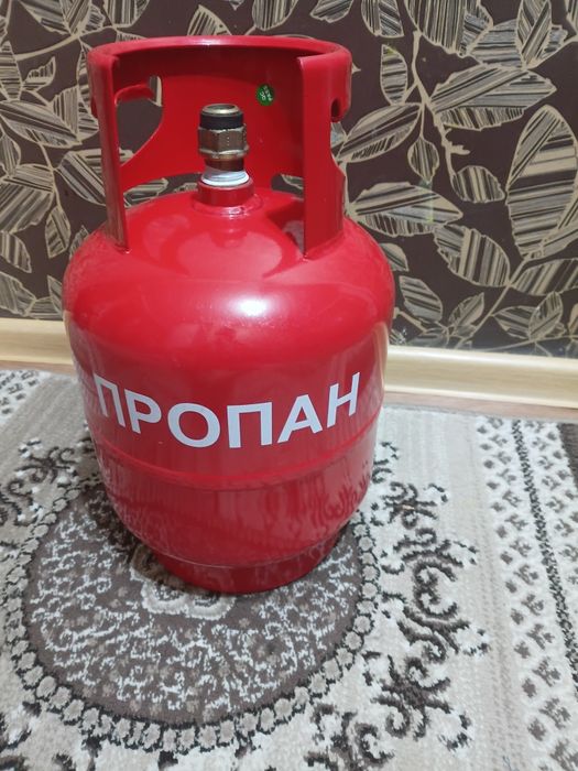 Продам  газбаллон небольшой 12 л
