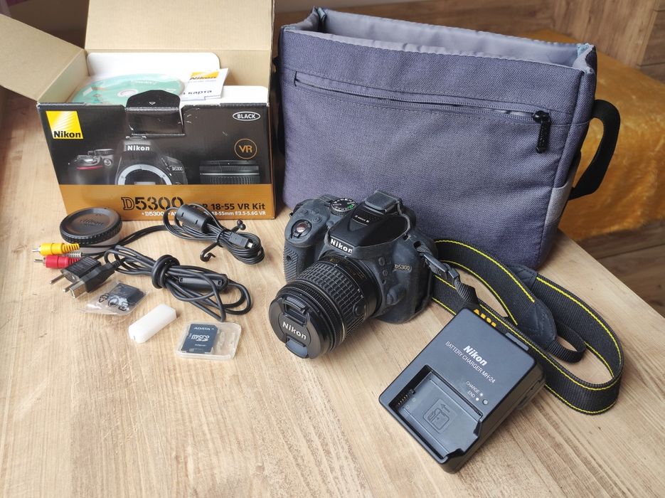 NIKON D5300 - Фотоапарат