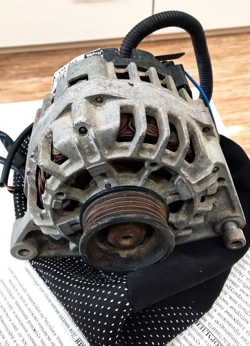 Генератор,Топливный насос VW,Audi,Шкода