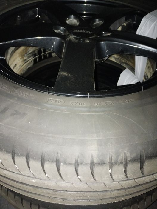 Vând roti Hyundai Tucson 3