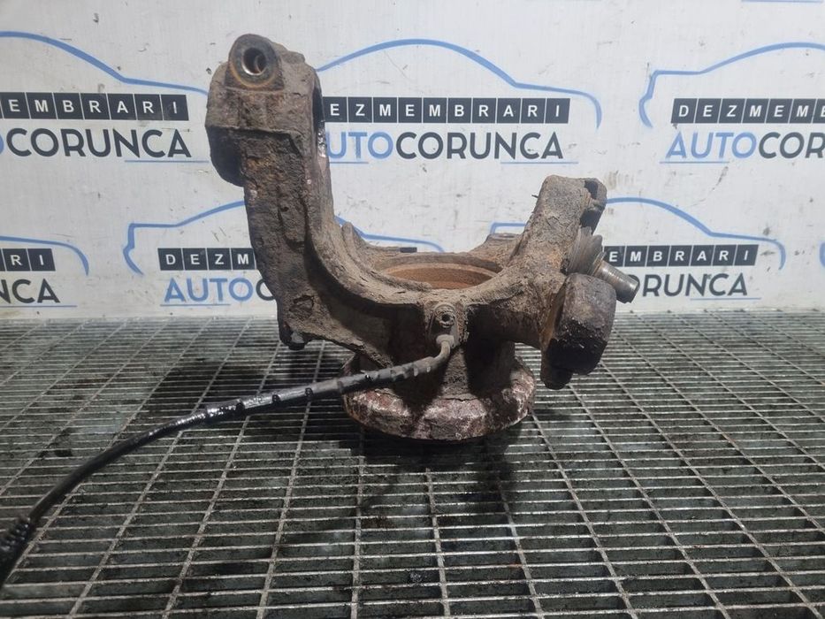 Fuzeta dreapta fata BMW X3 E83 Facelift 3.0 Diesel 2006 - 2010 Automata 6 Trepte M57 ...