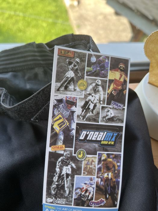 Продавам чисто нов мотокрос екип O’NEAL – 250 лв