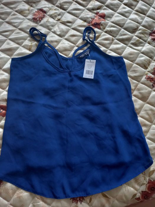 Нов дамски топ с етикет