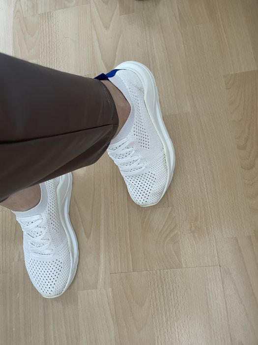 Vand tenisi de panza