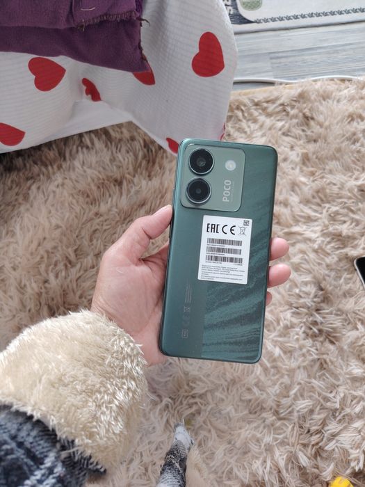 Продаётся телефон