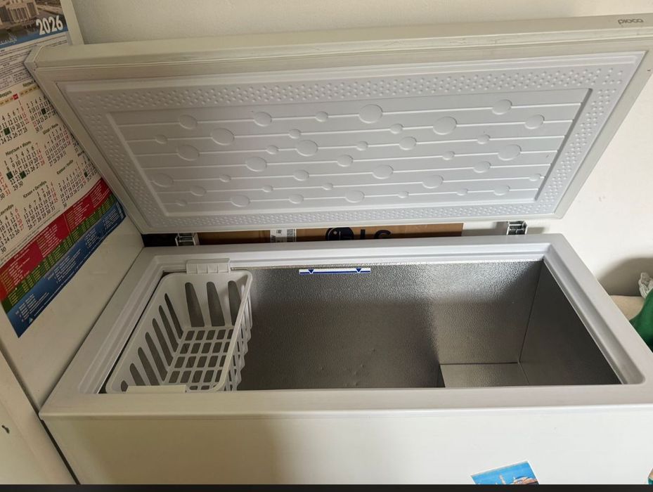 Морозильник продается Уральск