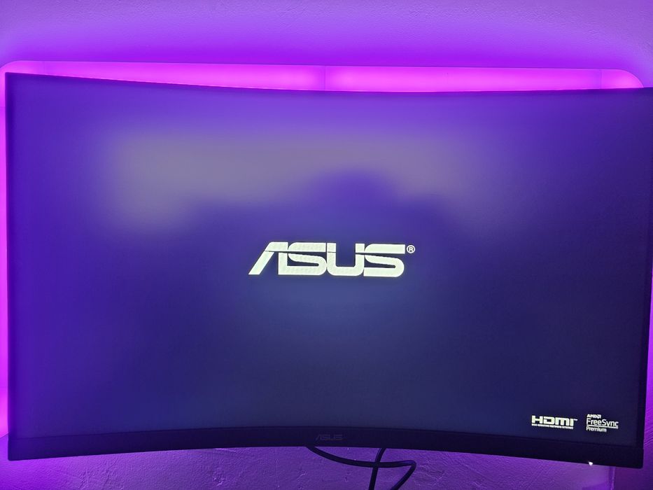 Monitor Gaming Asus Rog VG328 curbat