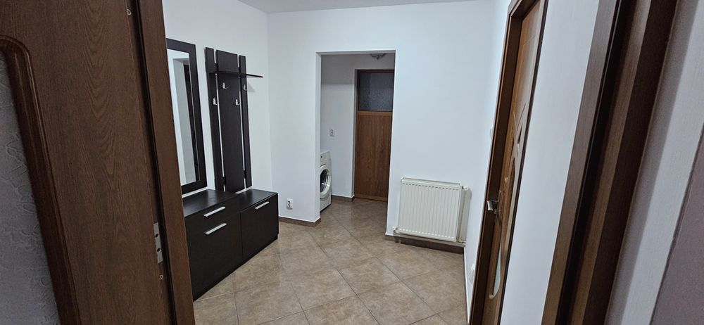 Inchiriere Apartament 2 camere et. 1 din 4, Unirii Sud