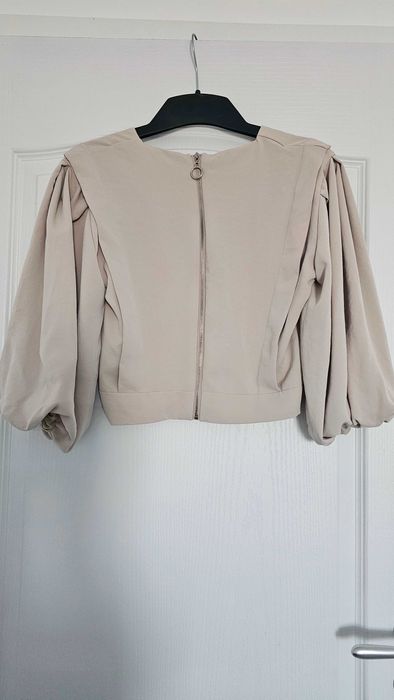 Ефектна блуза размер XS/S