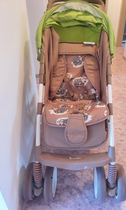 Детская прогулочная коляска