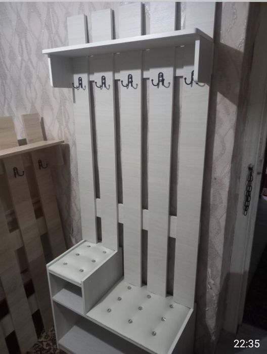Продам Прихожка-вешалка.Новая.