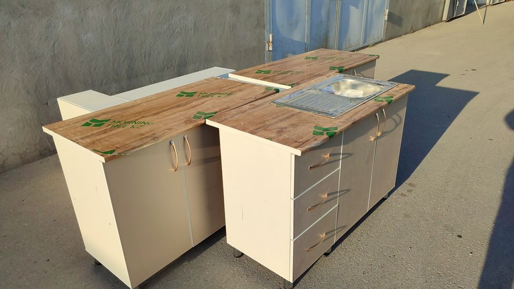 Кухонный гаринитур