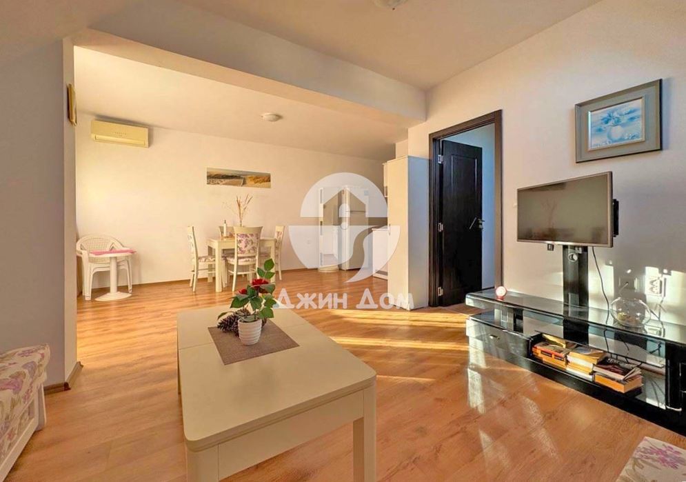 Продава се Двустаен апартамент в к.к. Слънчев бряг - 57 кв.м за 1167 €/кв.м - Снимка #1