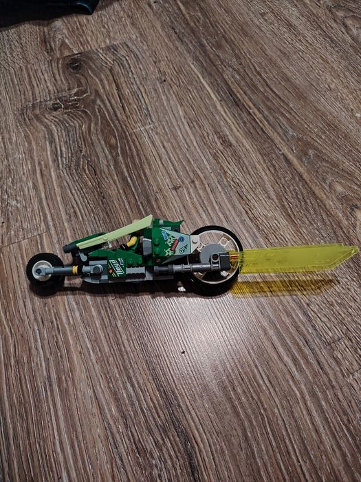 Зелена количка на Лоид