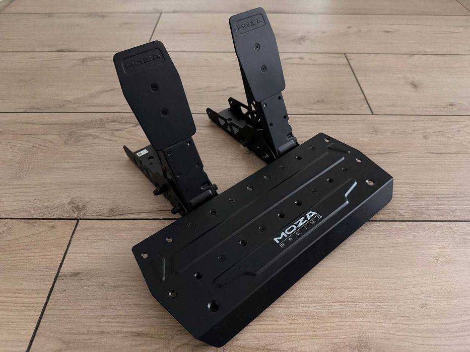 Moza R5 Bundle + ES Formula Wheel Mod