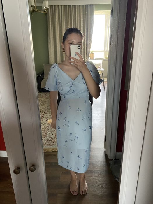 Платье продам ,